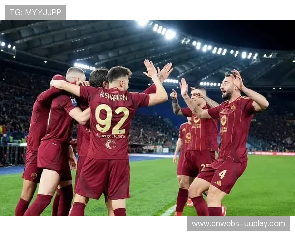 莱切vs罗马实时：主队铁桶阵应对罗马残阵防线